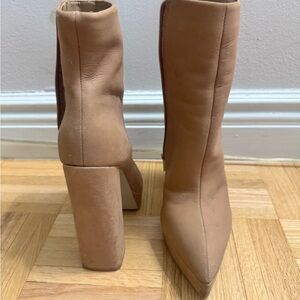 Steve Madden Tan Heeled Boots with Chunky Block Heel